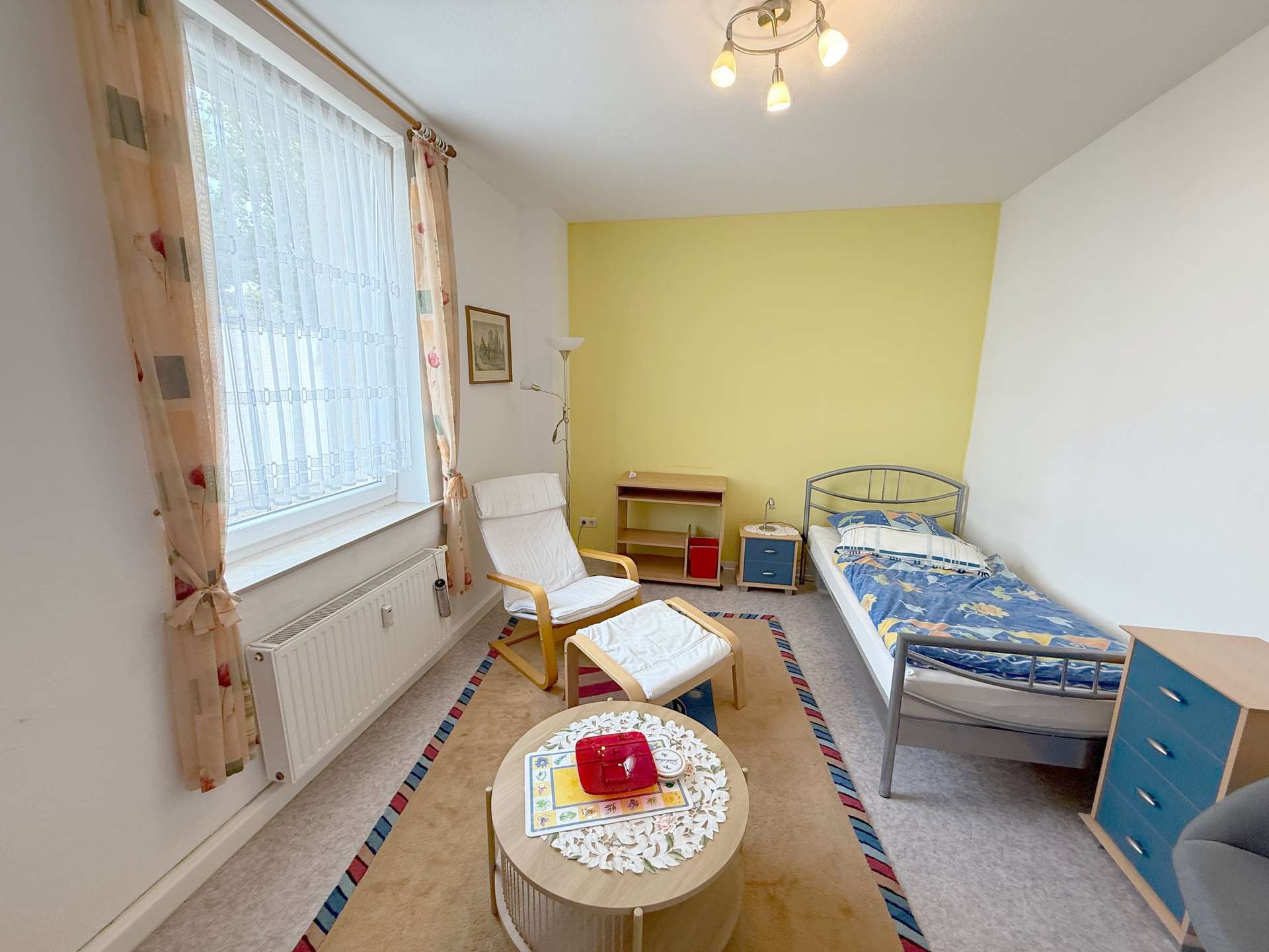 Vermietet! Apartment mit Duschbad, Einbauküche und Stellplatz in der Neusser Nordstadt