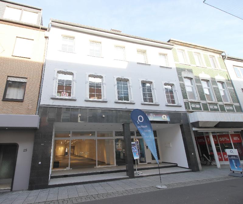 Vollständig renoviertes Ladenlokal mit Klimaanlage in bester Lage der Grevenbroicher Innenstadt